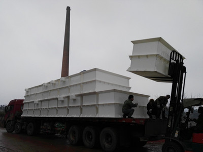 大量批發(fā)電鍍槽 湖南電解槽 長(zhǎng)沙電鍍槽 樂(lè)海牌化學(xué)鍍成套設(shè)備 訂做化學(xué)鍍成套設(shè)備 PP化學(xué)鍍成套設(shè)備 塑料化學(xué)鍍成套設(shè)備圖片_高清圖_細(xì)節(jié)圖