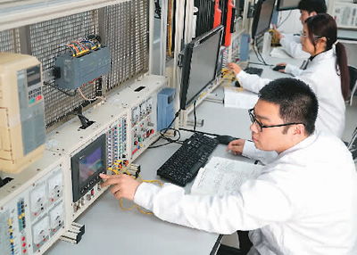 起重機變聰明了，埃克倫斯電氣引領(lǐng)智能化變革